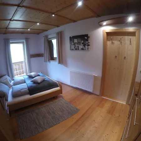 Ferienwohnung Ruetzwies Apartment *